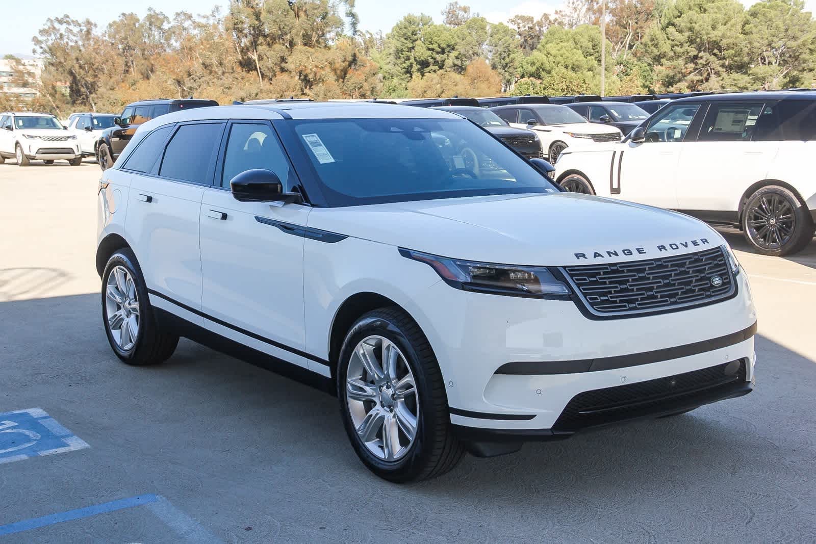 Thumbnail: 2026 Land Rover Range Rover Velar - 3