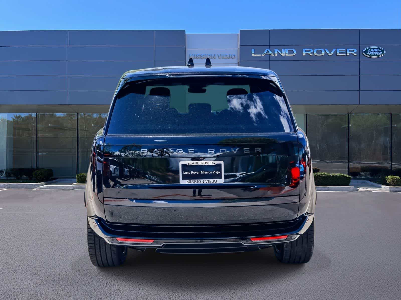 Thumbnail: 2026 Land Rover Range Rover - 5