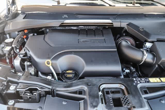 Thumbnail: 2024 Land Rover Discovery Sport - 28