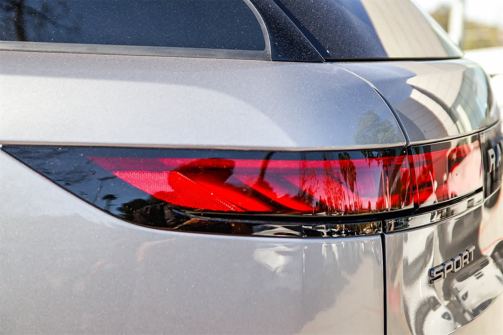 Thumbnail: 2025 Land Rover Range Rover Sport - 7