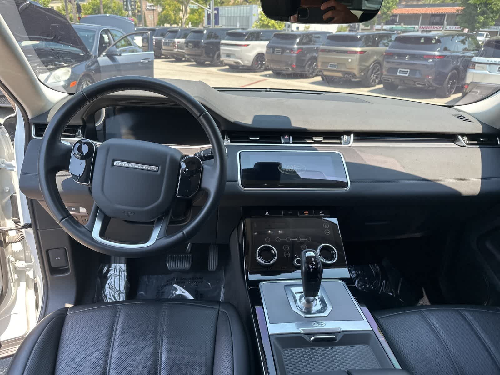 Thumbnail: 2020 Land Rover Range Rover Evoque - 13