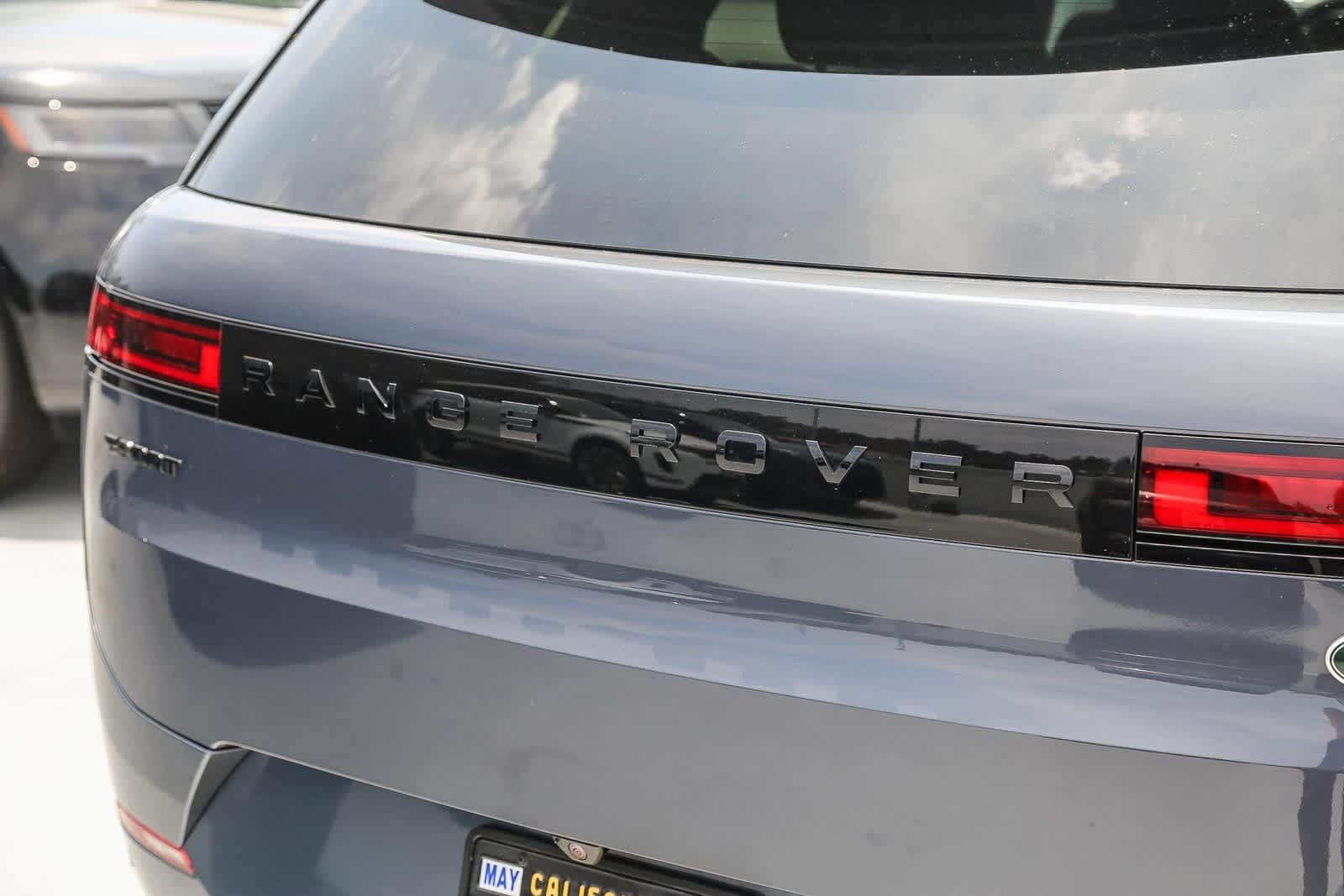 Thumbnail: 2023 Land Rover Range Rover Sport - 9