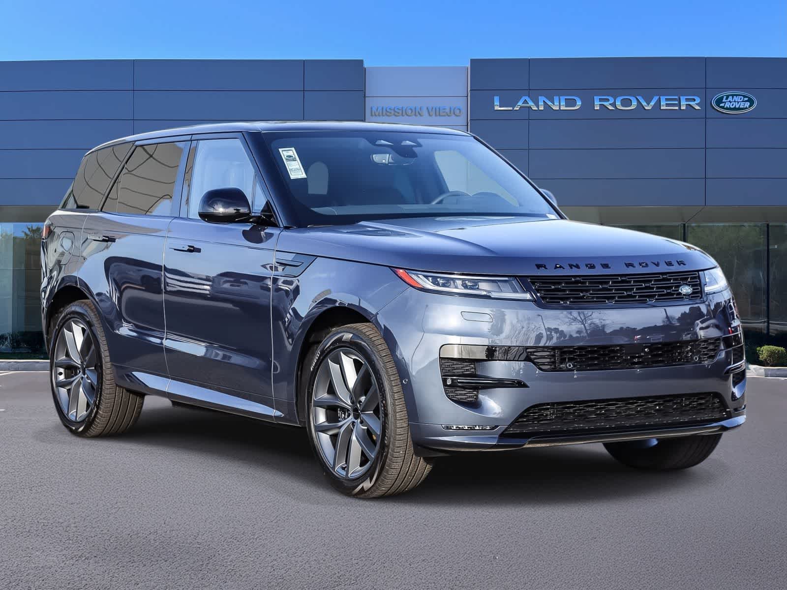 Thumbnail: 2026 Land Rover Range Rover Sport - 3