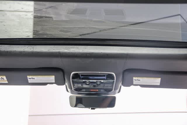 Thumbnail: 2025 Land Rover Range Rover - 15