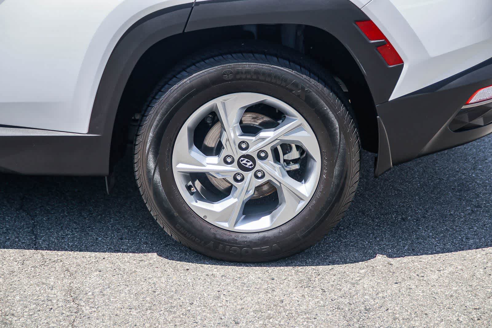 Thumbnail: 2023 Hyundai Tucson - 8