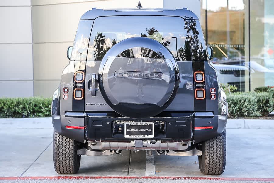Thumbnail: 2026 Land Rover Defender - 7