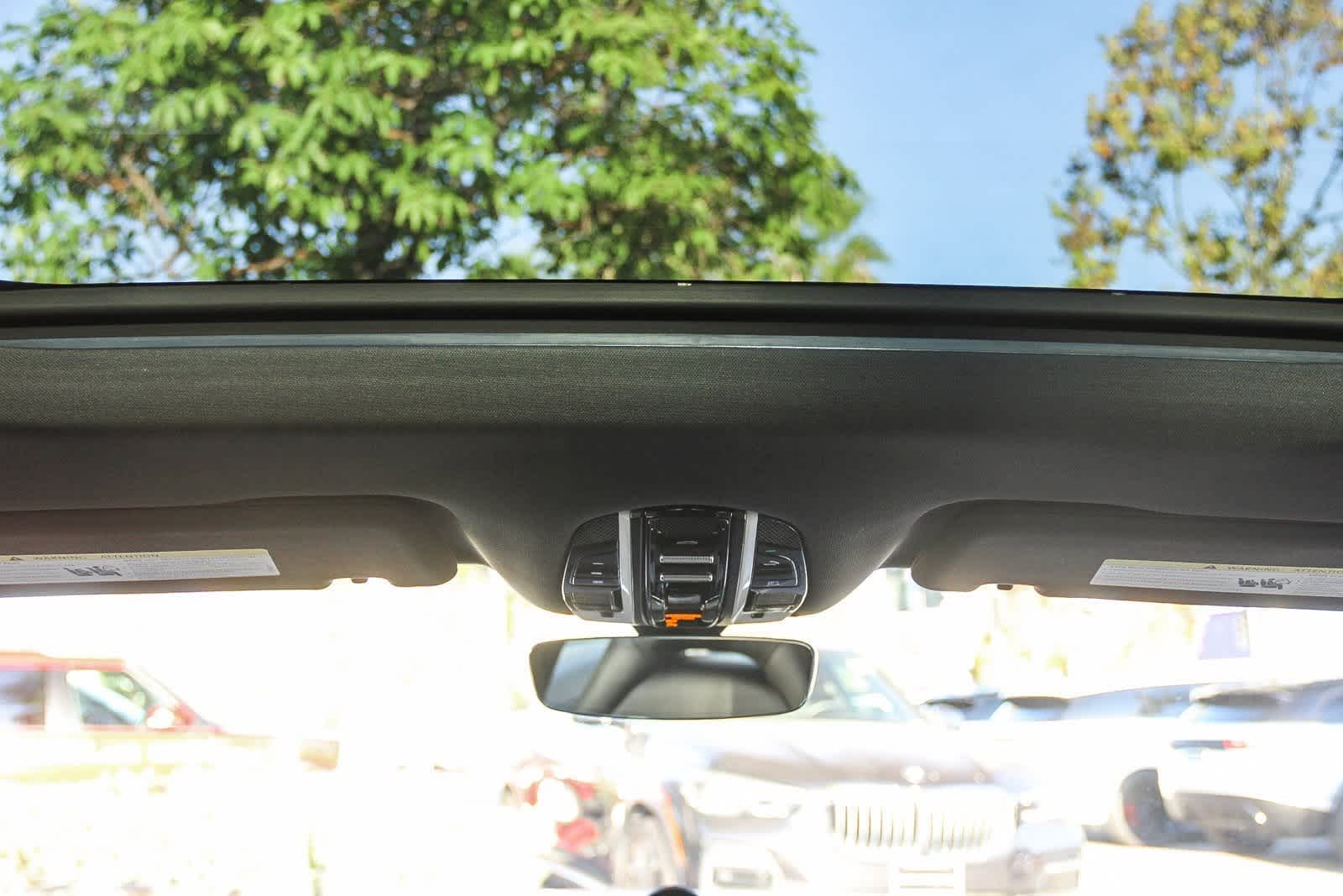 Thumbnail: 2023 Porsche Panamera - 15