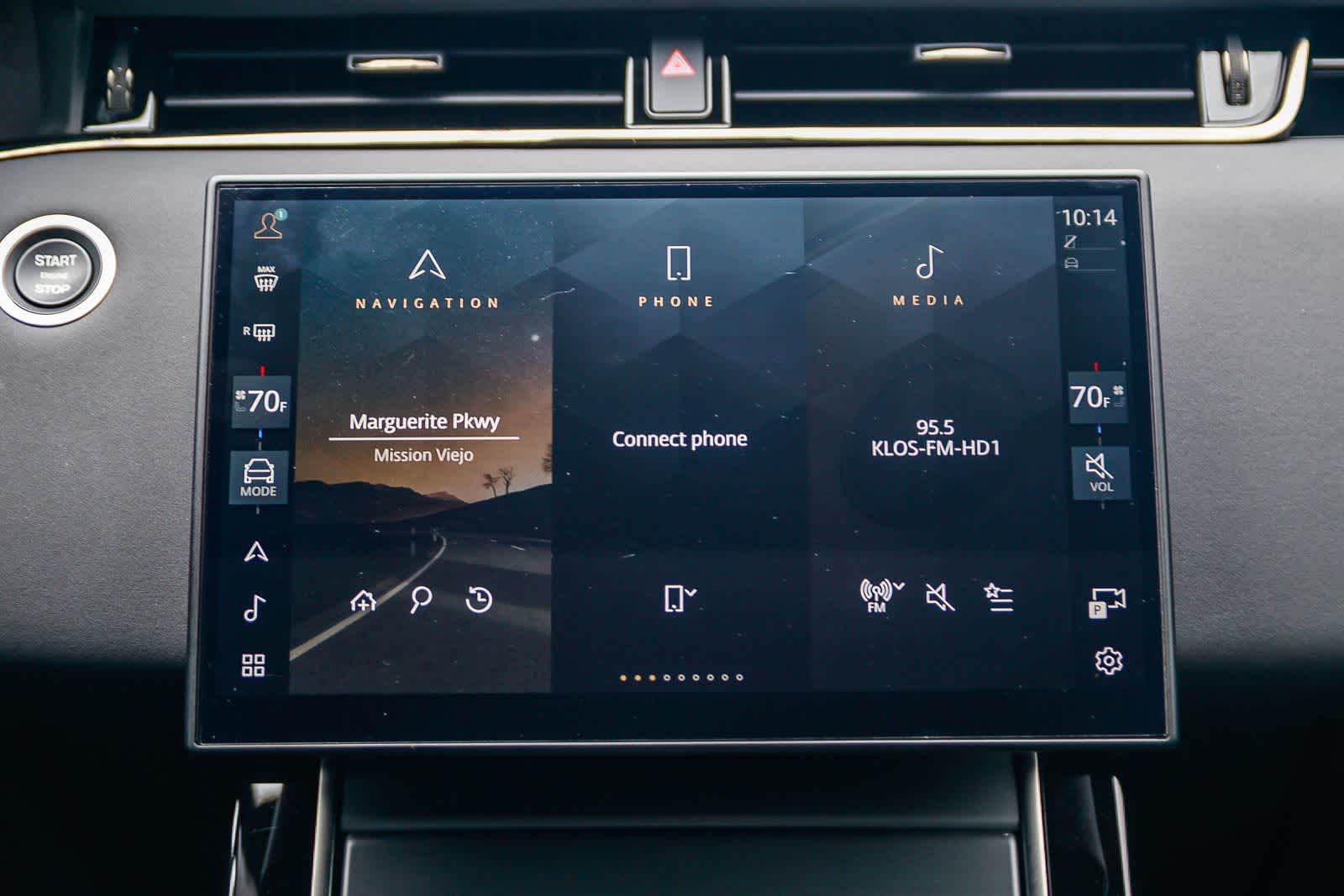 Thumbnail: 2026 Land Rover Range Rover Evoque - 14