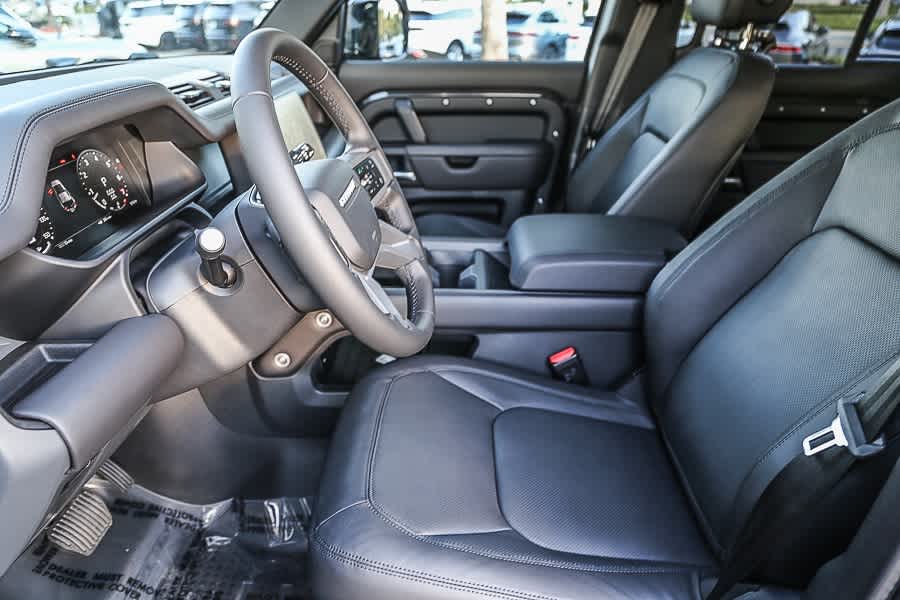 Thumbnail: 2026 Land Rover Defender - 17