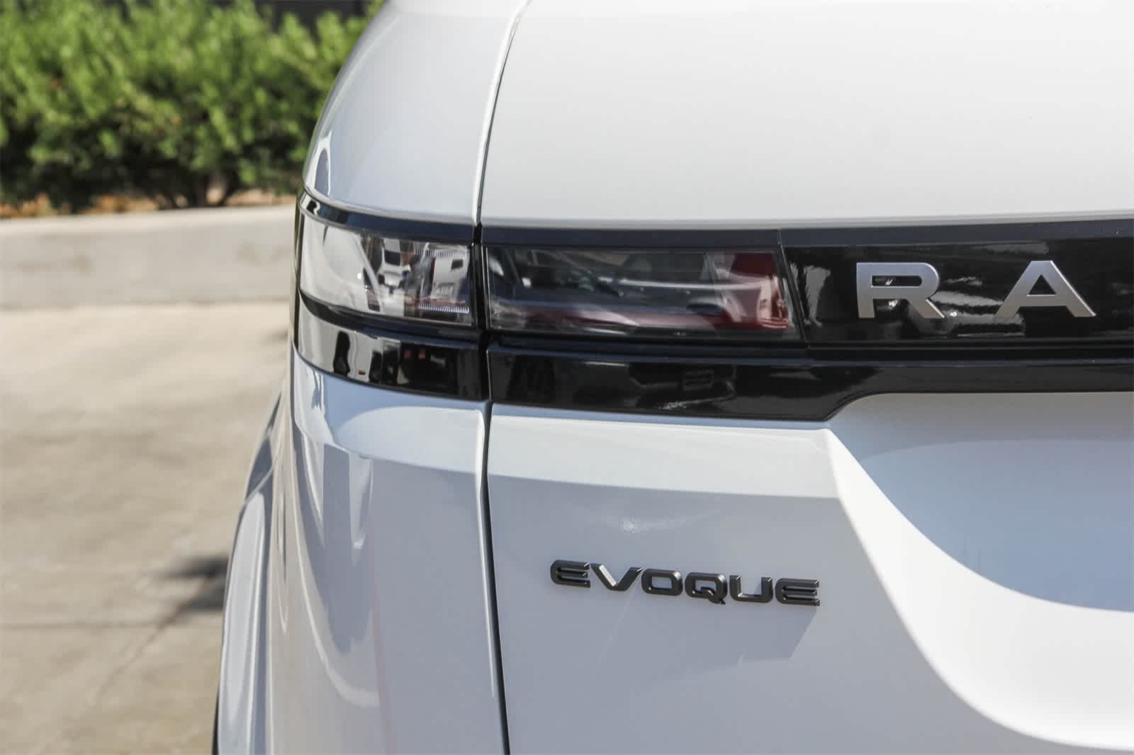 Thumbnail: 2026 Land Rover Range Rover Evoque - 7