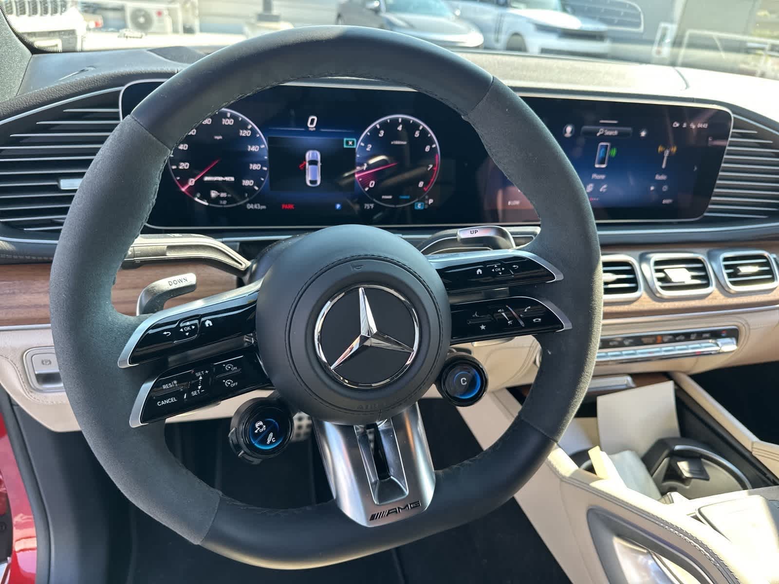 Thumbnail: 2025 Mercedes-Benz GLE - 11