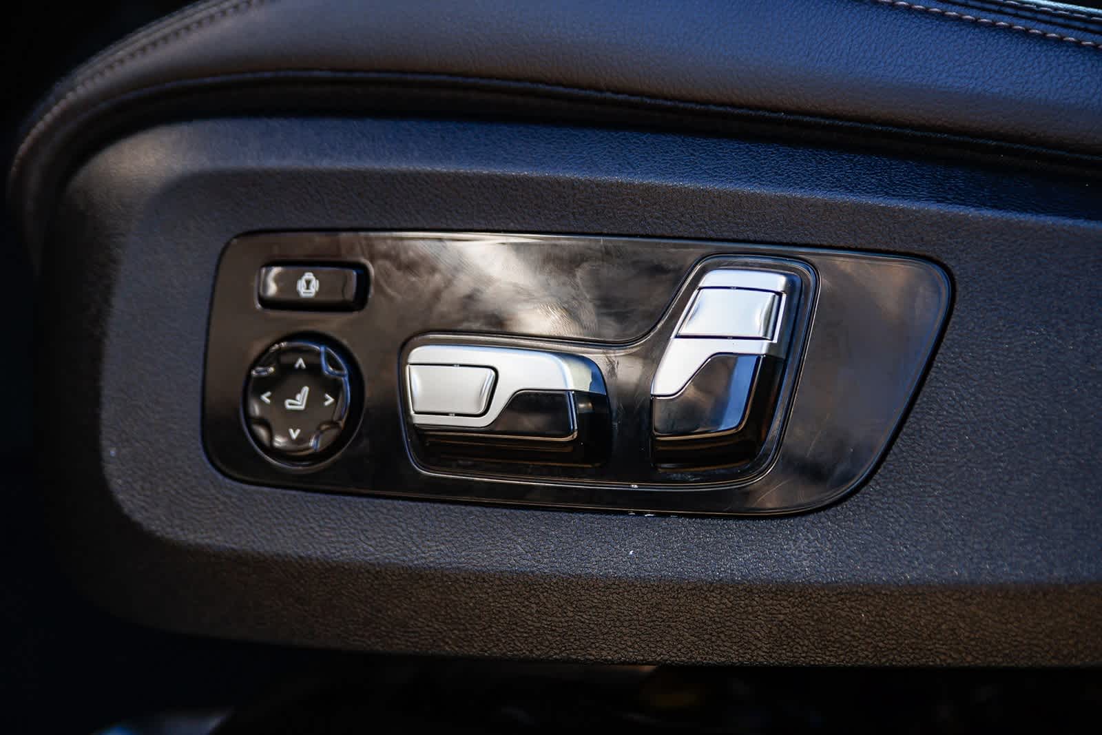 Thumbnail: 2019 BMW X7 - 22