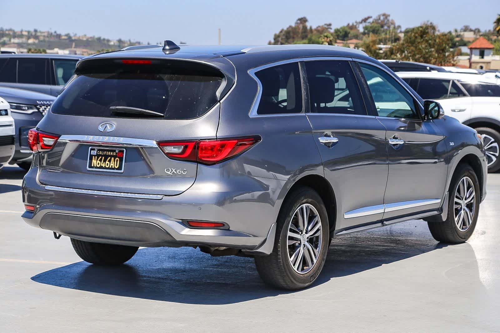 Thumbnail: 2018 INFINITI QX60 - 7