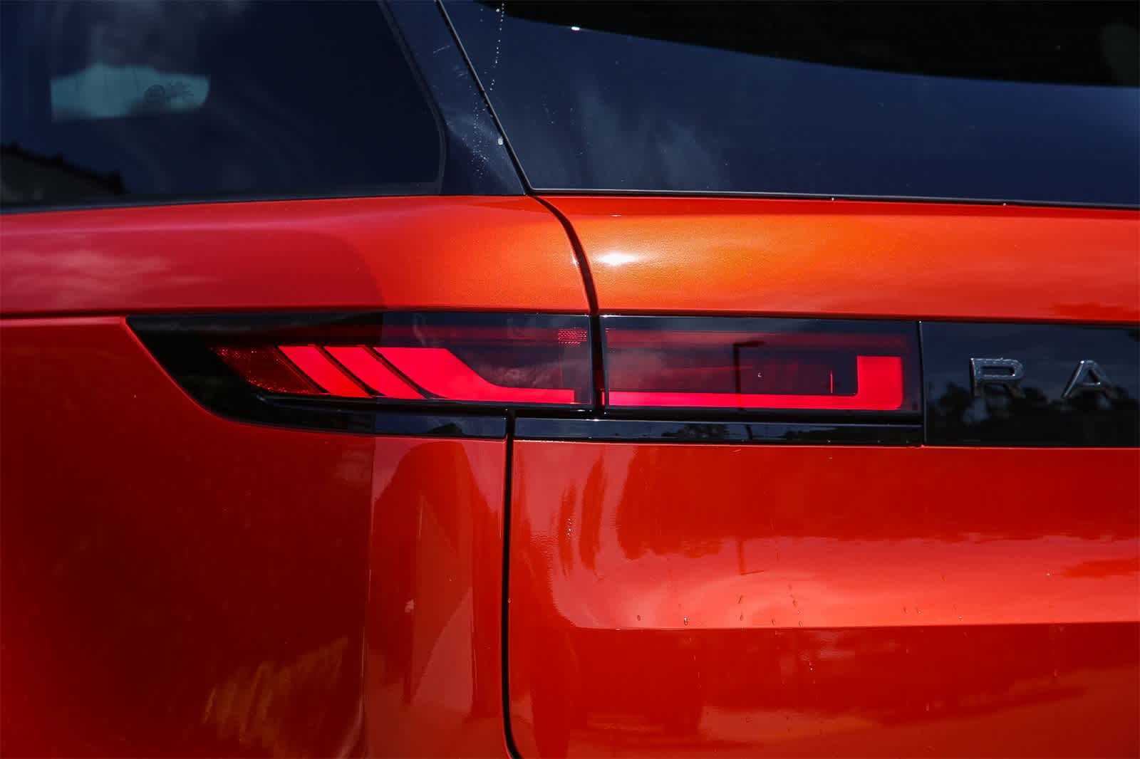 Thumbnail: 2025 Land Rover Range Rover Sport - 11