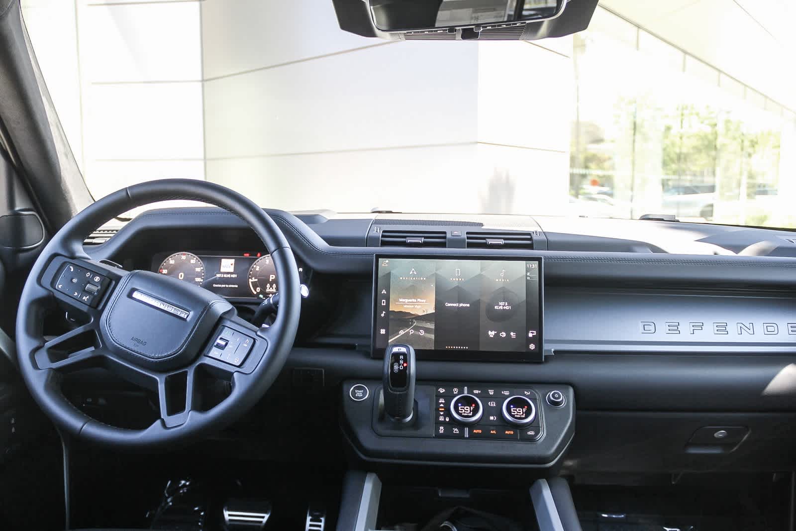 Thumbnail: 2025 Land Rover Defender - 12