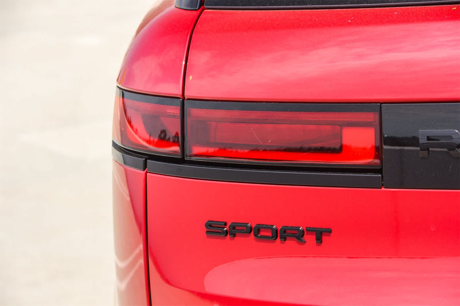 Thumbnail: 2025 Land Rover Range Rover Sport - 7