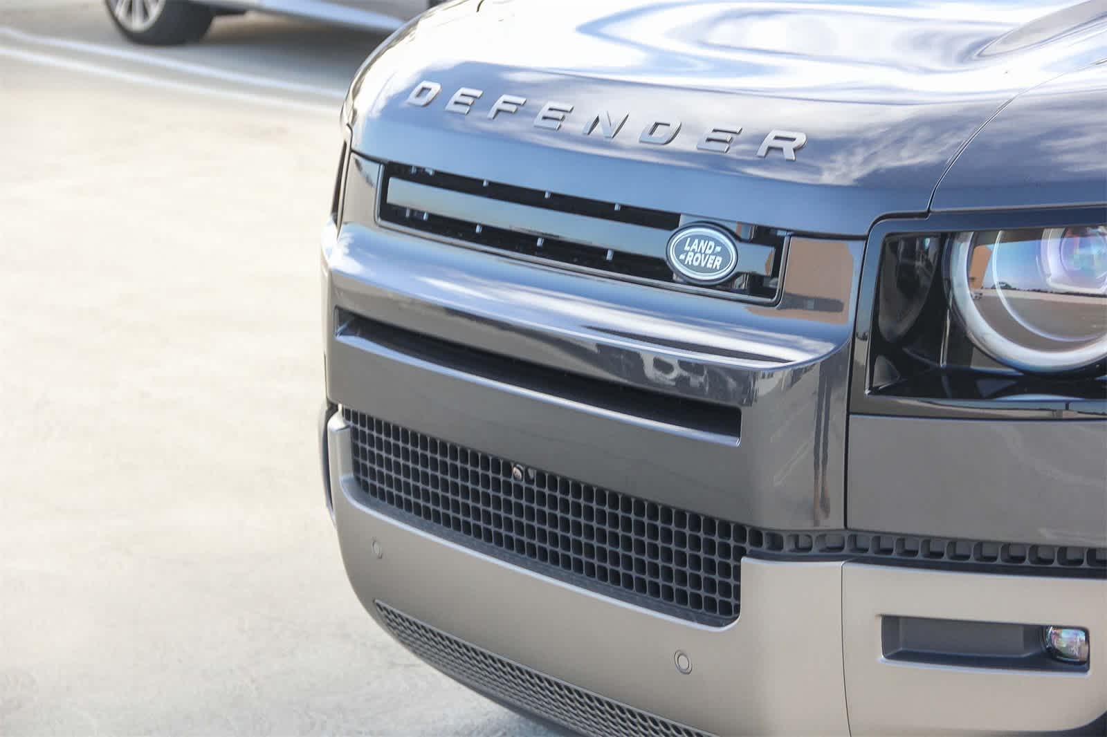 Thumbnail: 2026 Land Rover Defender - 11