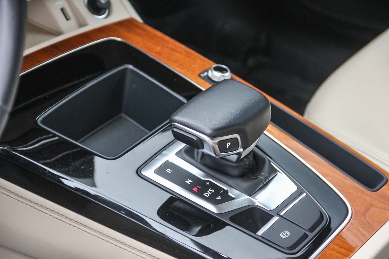 Thumbnail: 2023 Audi Q5 - 21