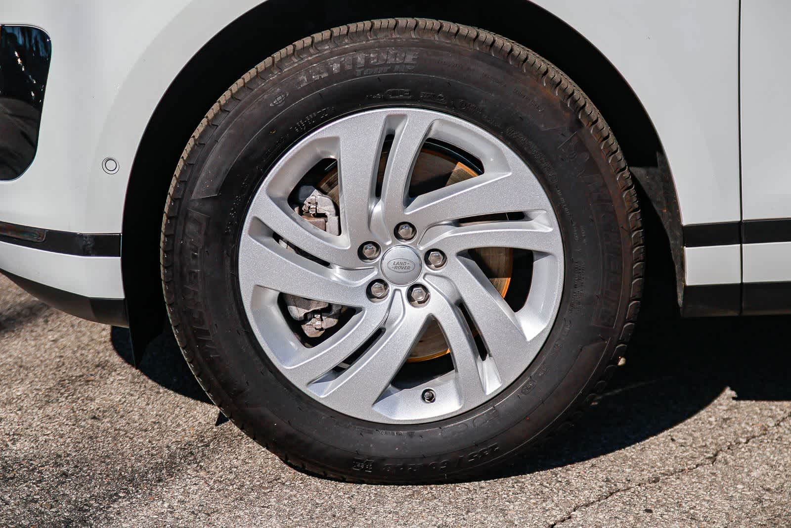 Thumbnail: 2026 Land Rover Range Rover Evoque - 9