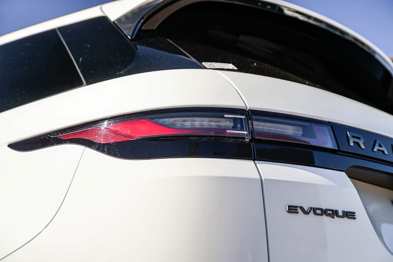 Thumbnail: 2026 Land Rover Range Rover Evoque - 7