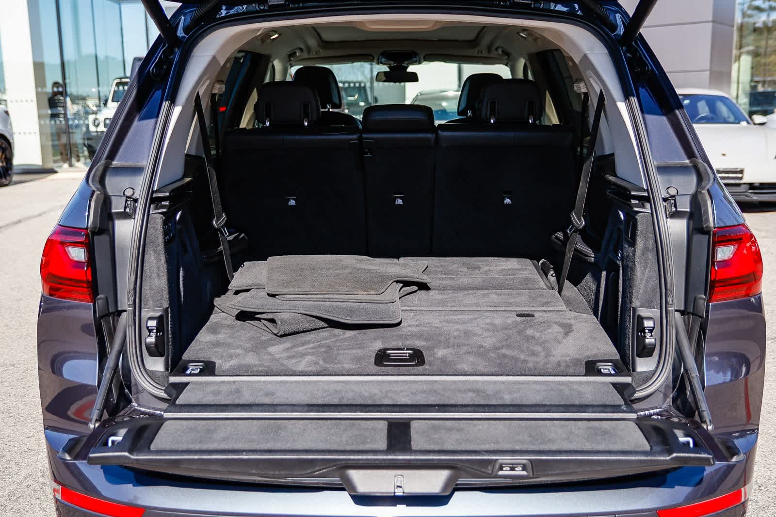 Thumbnail: 2019 BMW X7 - 27