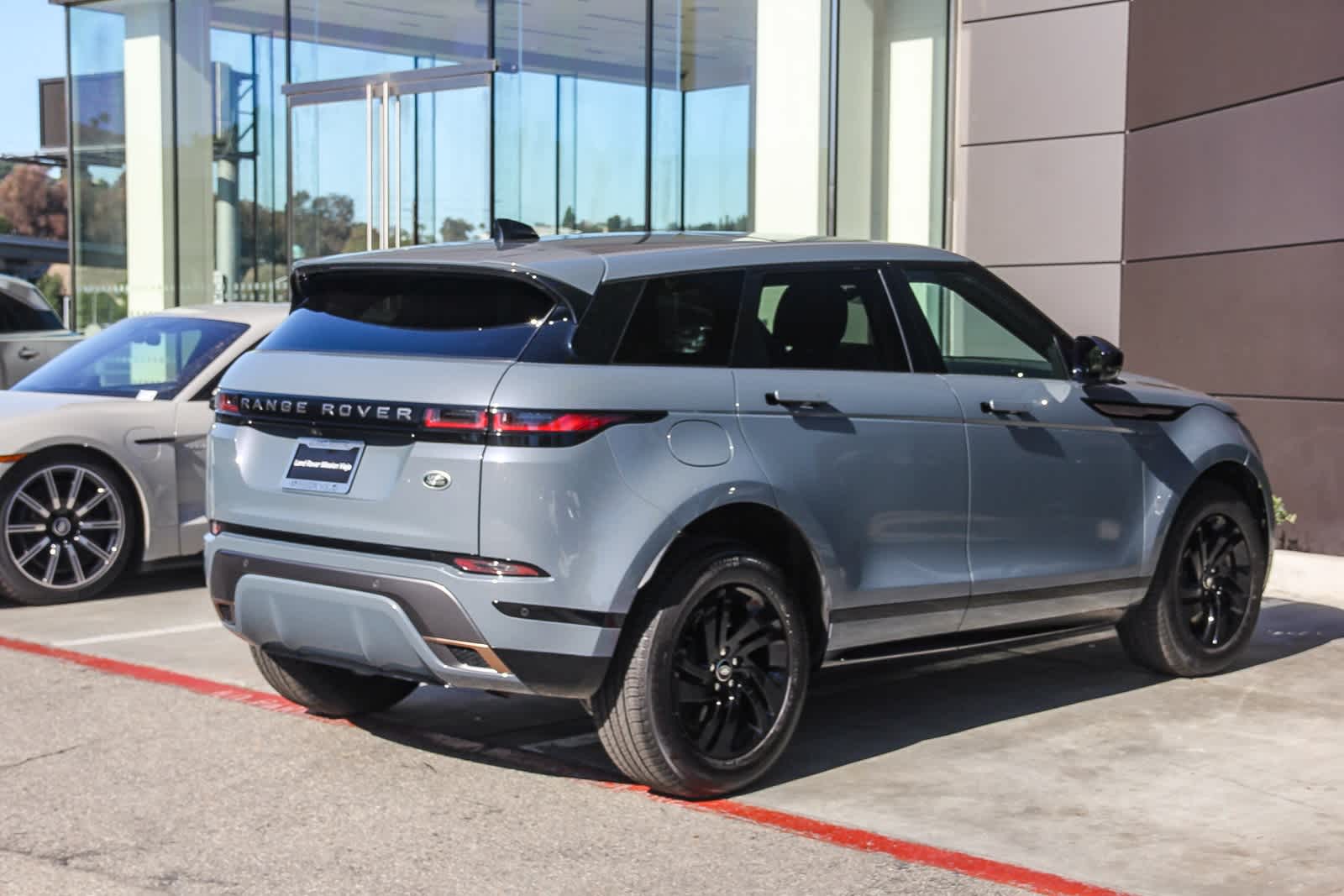 Thumbnail: 2023 Land Rover Range Rover Evoque - 6