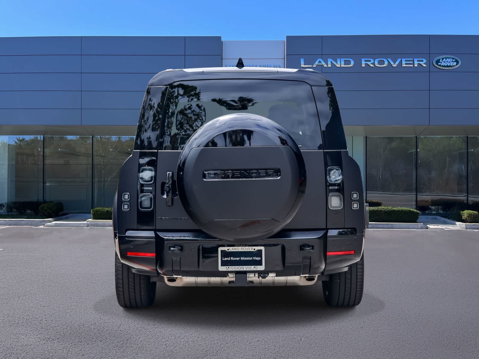 Thumbnail: 2026 Land Rover Defender - 5