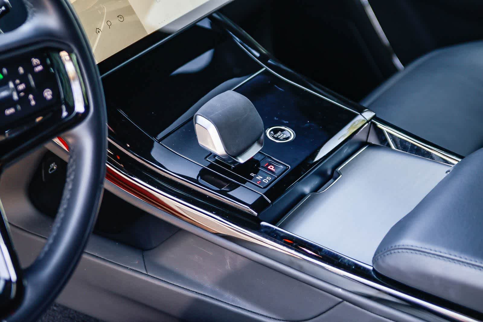 Thumbnail: 2024 Land Rover Range Rover Sport - 20