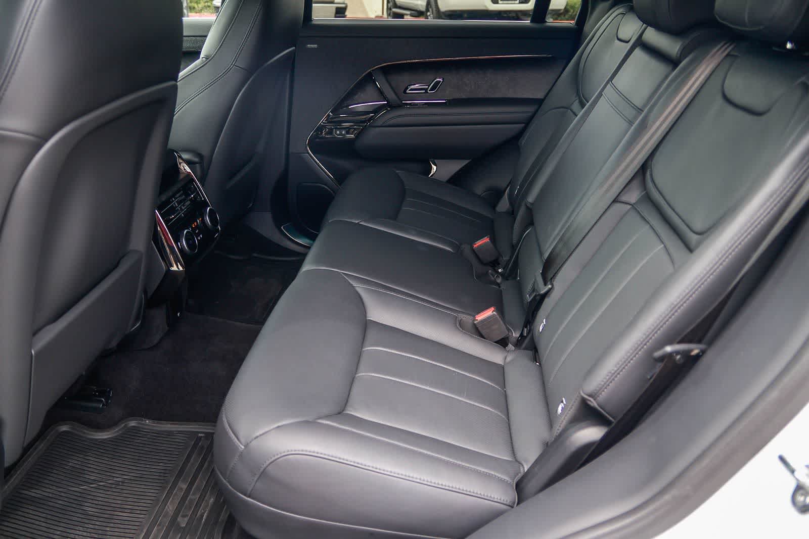 Thumbnail: 2024 Land Rover Range Rover Sport - 18