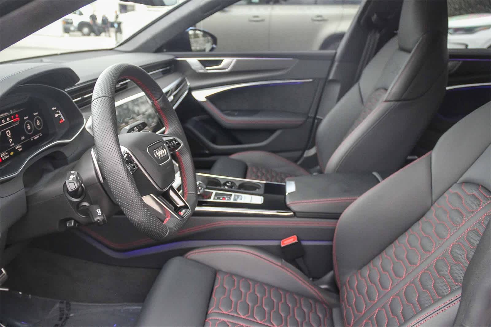 Thumbnail: 2024 Audi RS 7 - 21