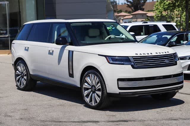 Thumbnail: 2024 Land Rover Range Rover - 3