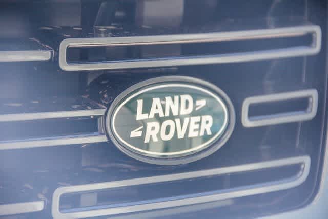Thumbnail: 2025 Land Rover Range Rover - 9