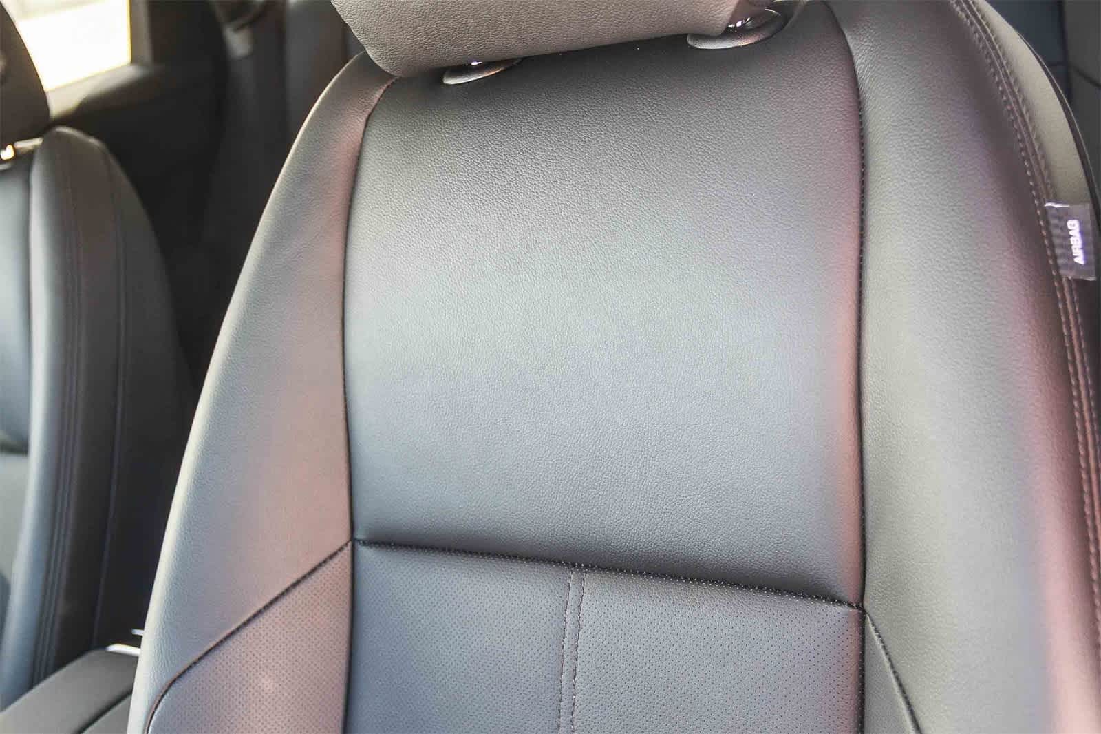 Thumbnail: 2026 Land Rover Range Rover Velar - 25