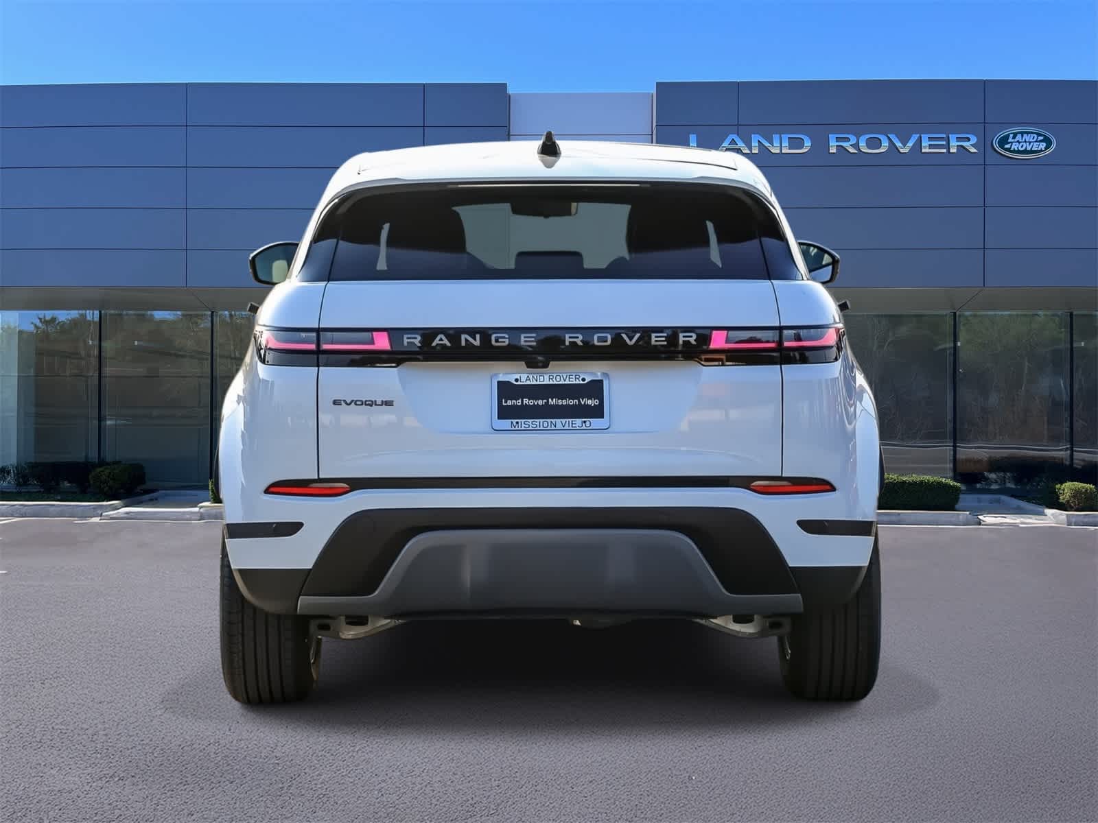 Thumbnail: 2026 Land Rover Range Rover Evoque - 5