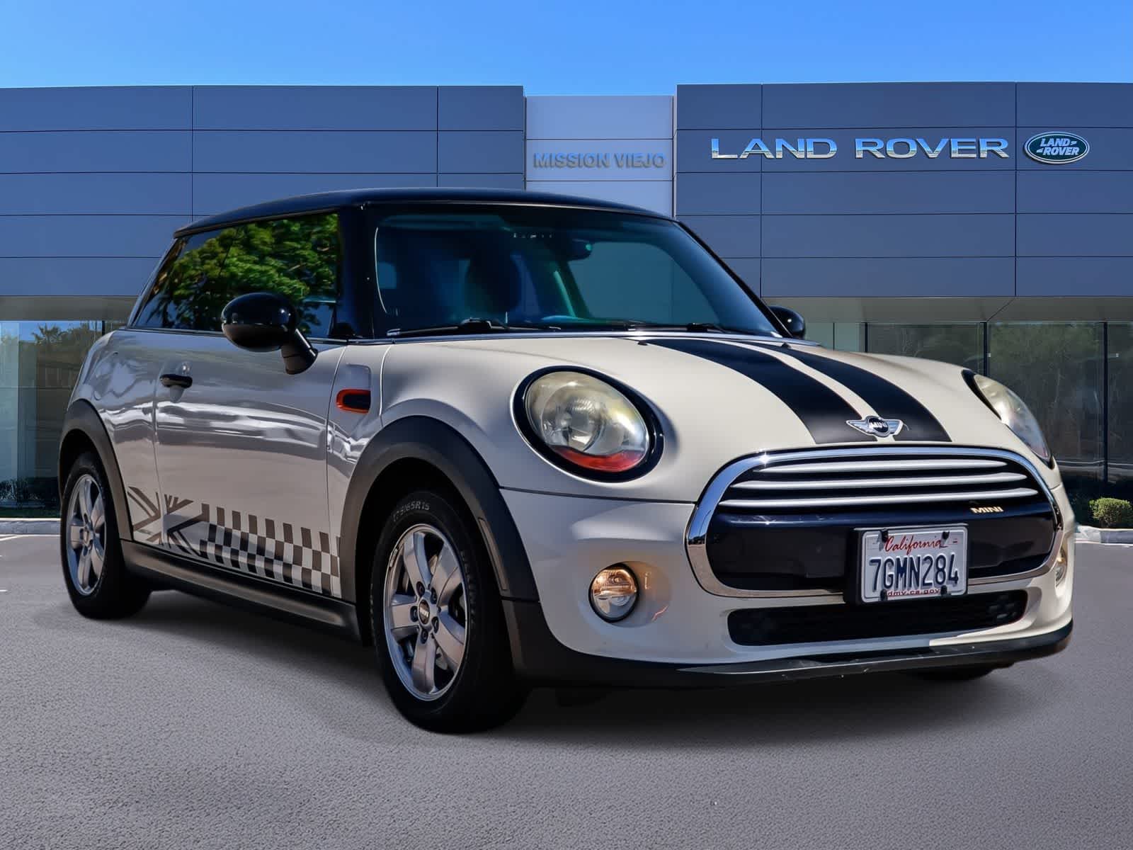 Thumbnail: 2014 MINI Cooper Hardtop - 3