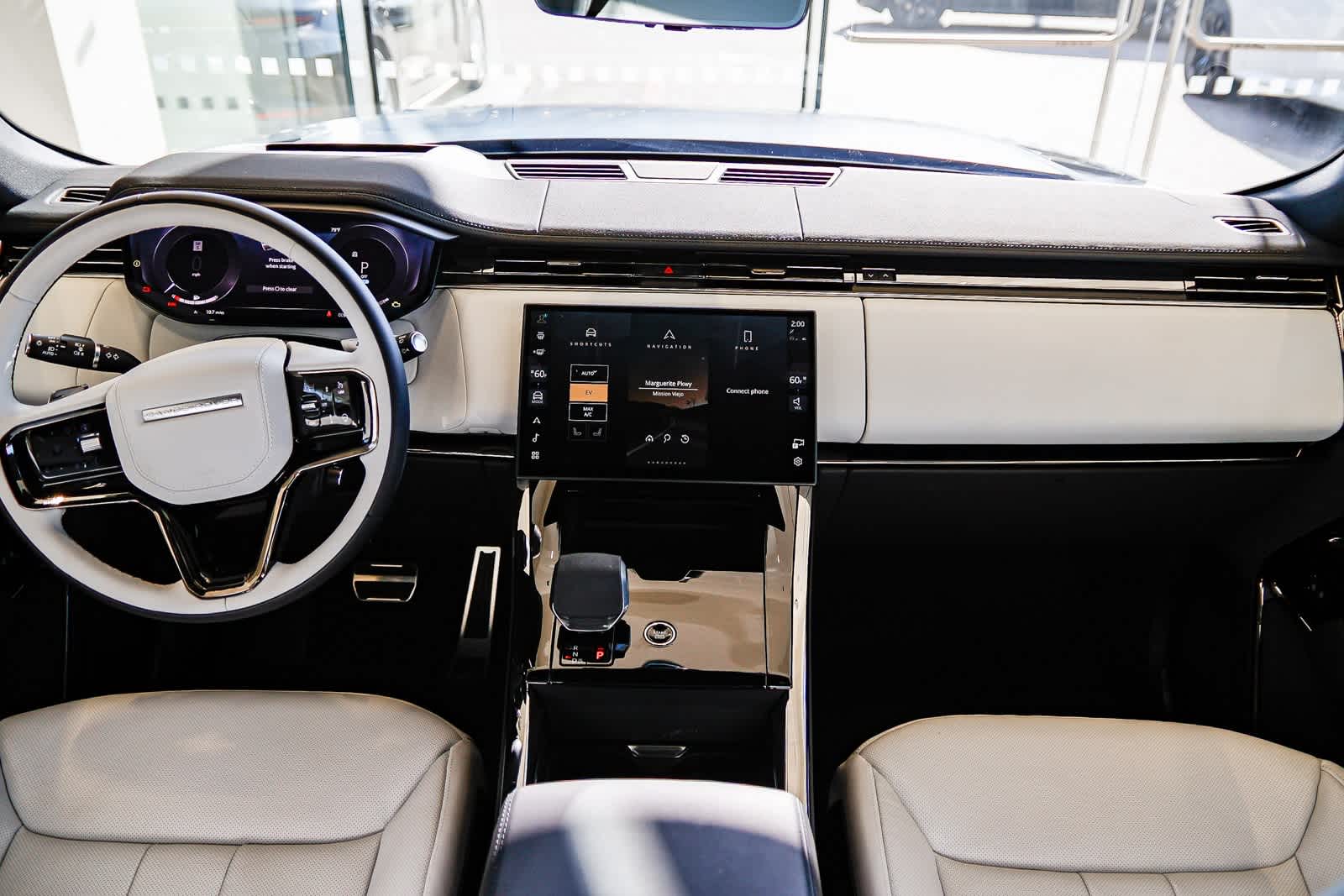 Thumbnail: 2025 Land Rover Range Rover Sport - 6