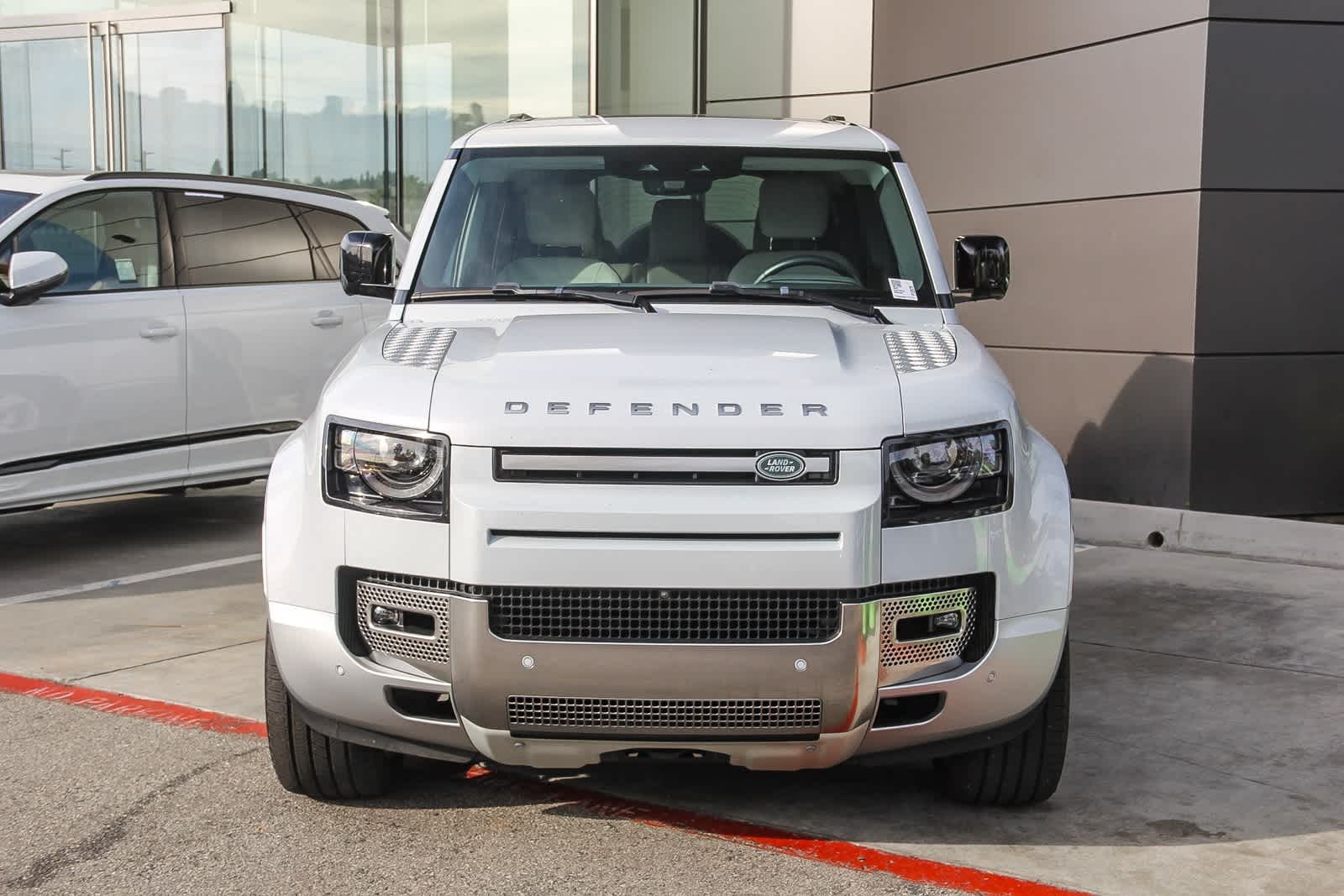 Thumbnail: 2023 Land Rover Defender - 2