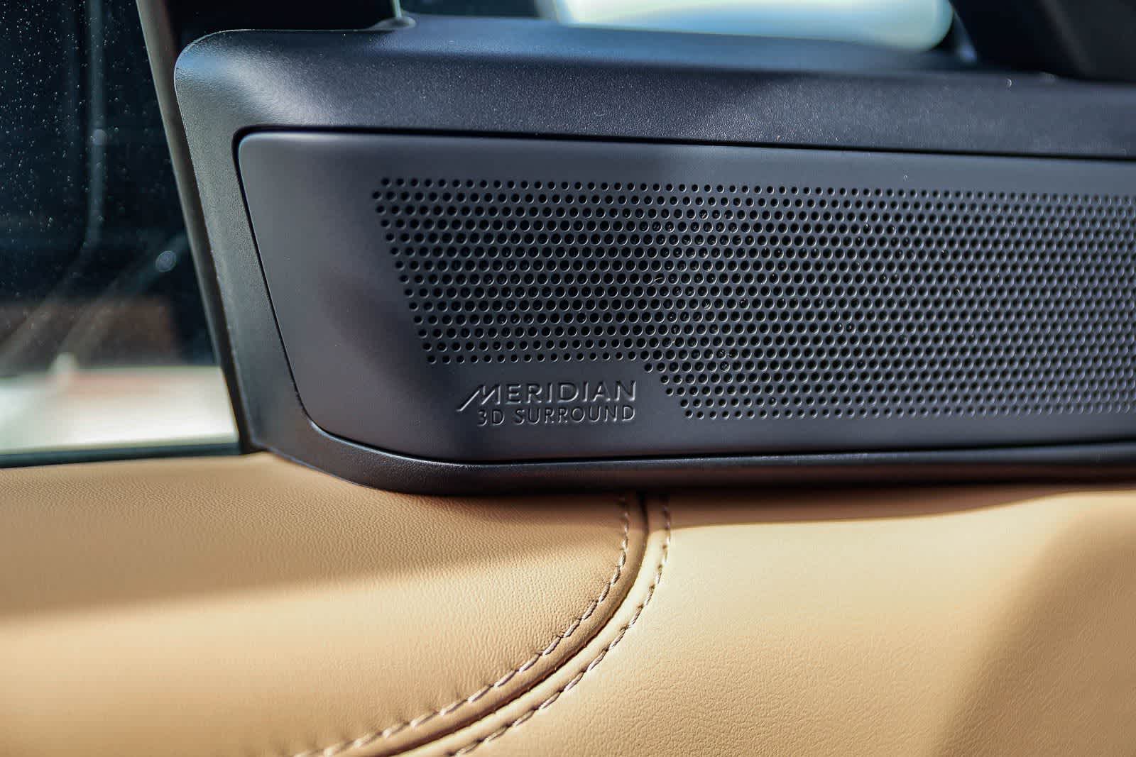 Thumbnail: 2026 Land Rover Range Rover - 23