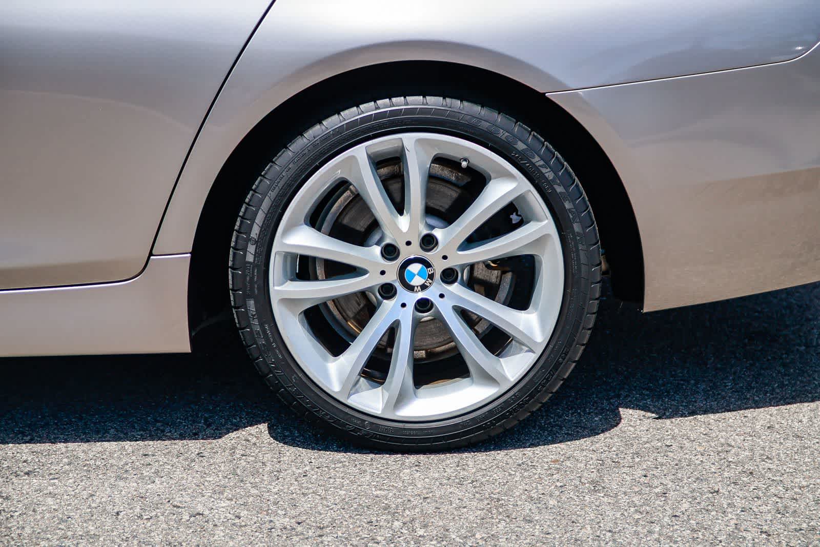 Thumbnail: 2014 BMW 5 Series - 8