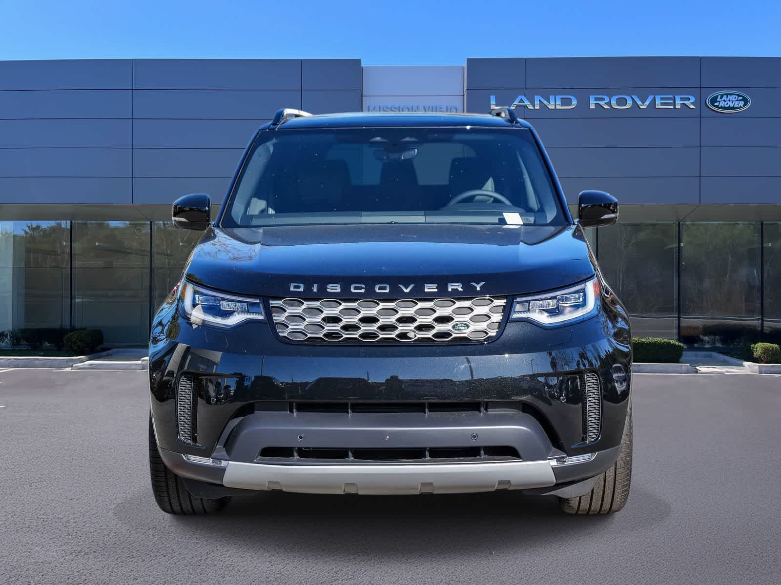 Thumbnail: 2026 Land Rover Discovery - 2