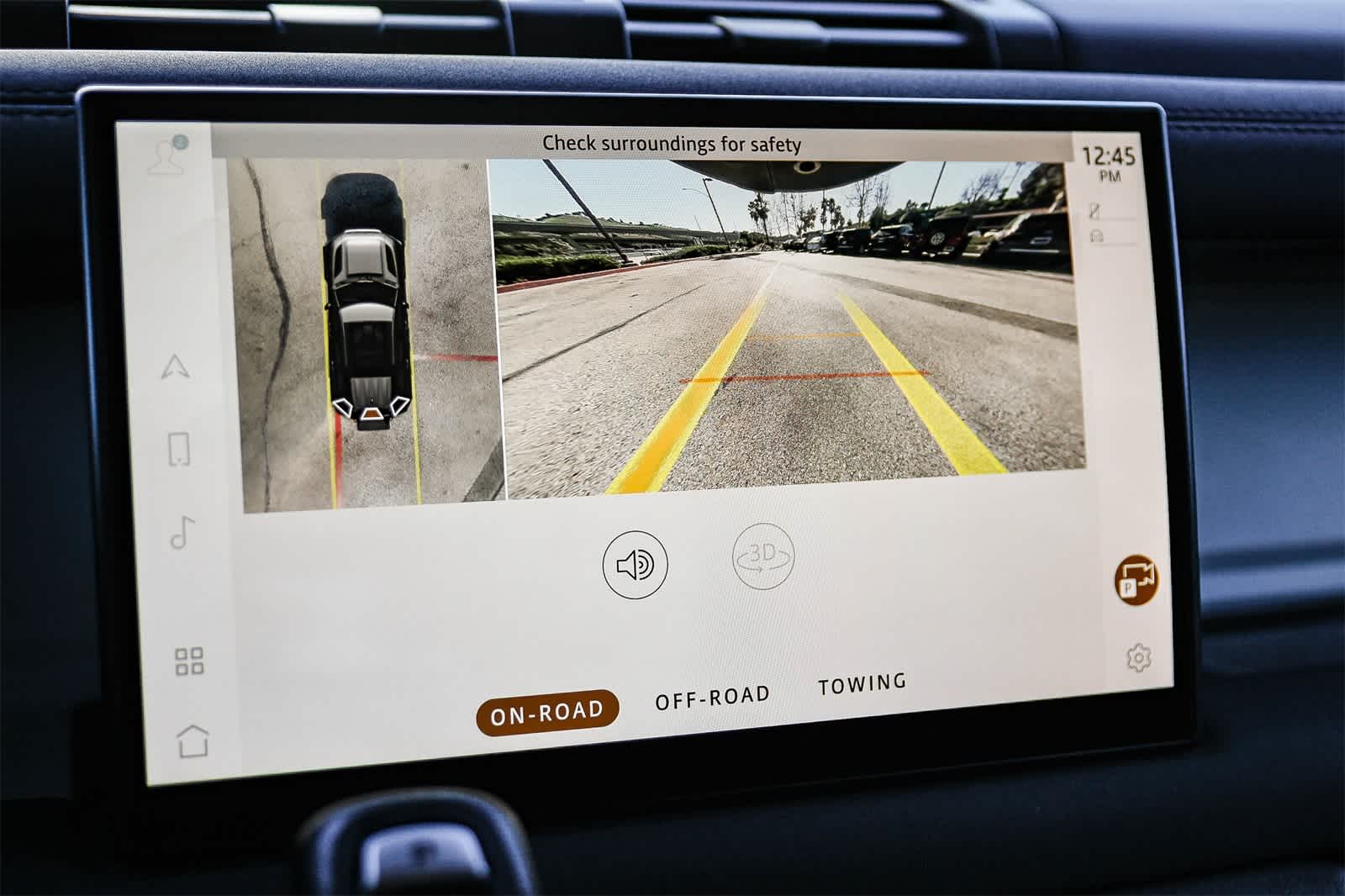 Thumbnail: 2022 Land Rover Defender - 16