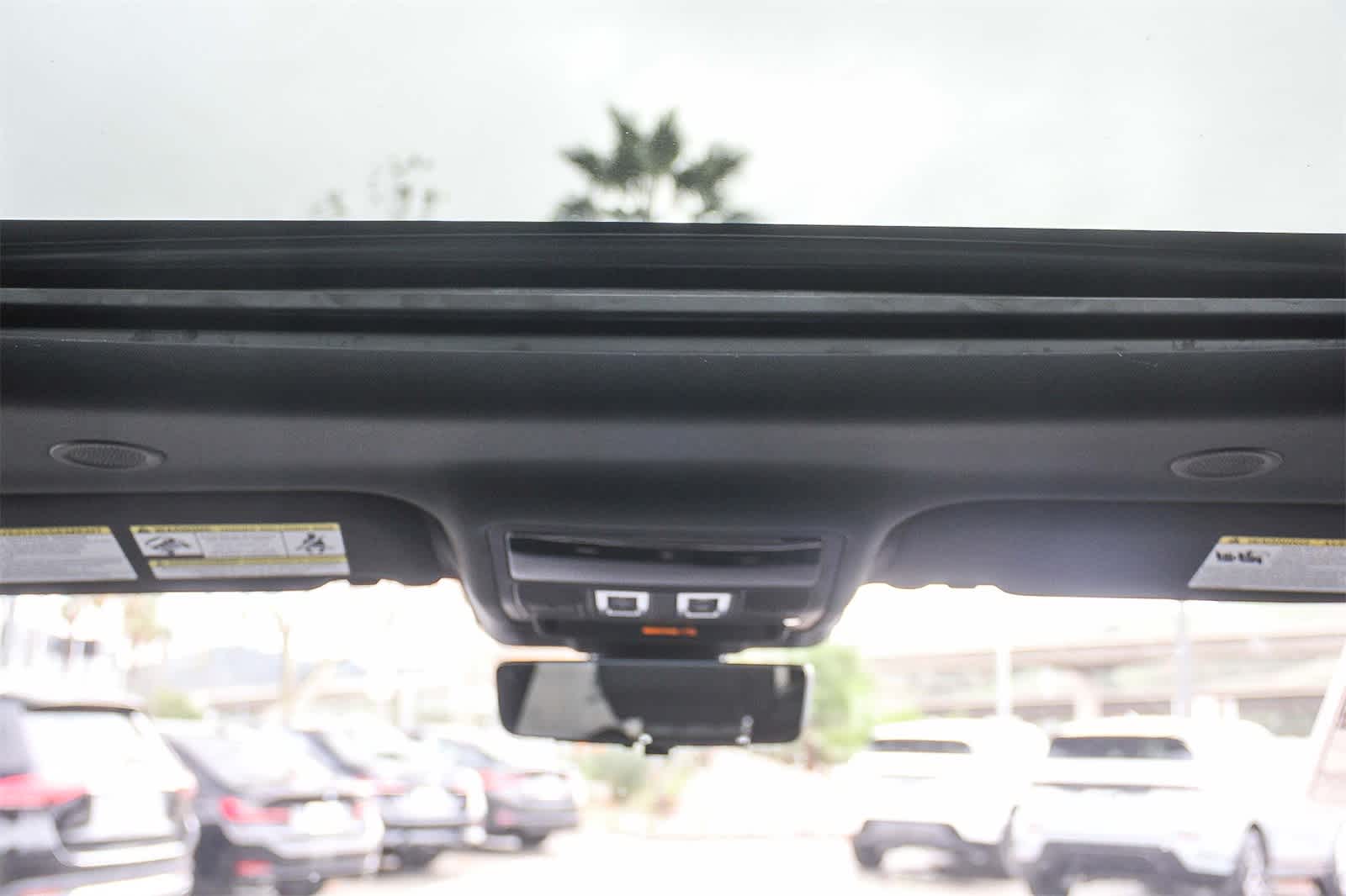 Thumbnail: 2026 Land Rover Range Rover Evoque - 16