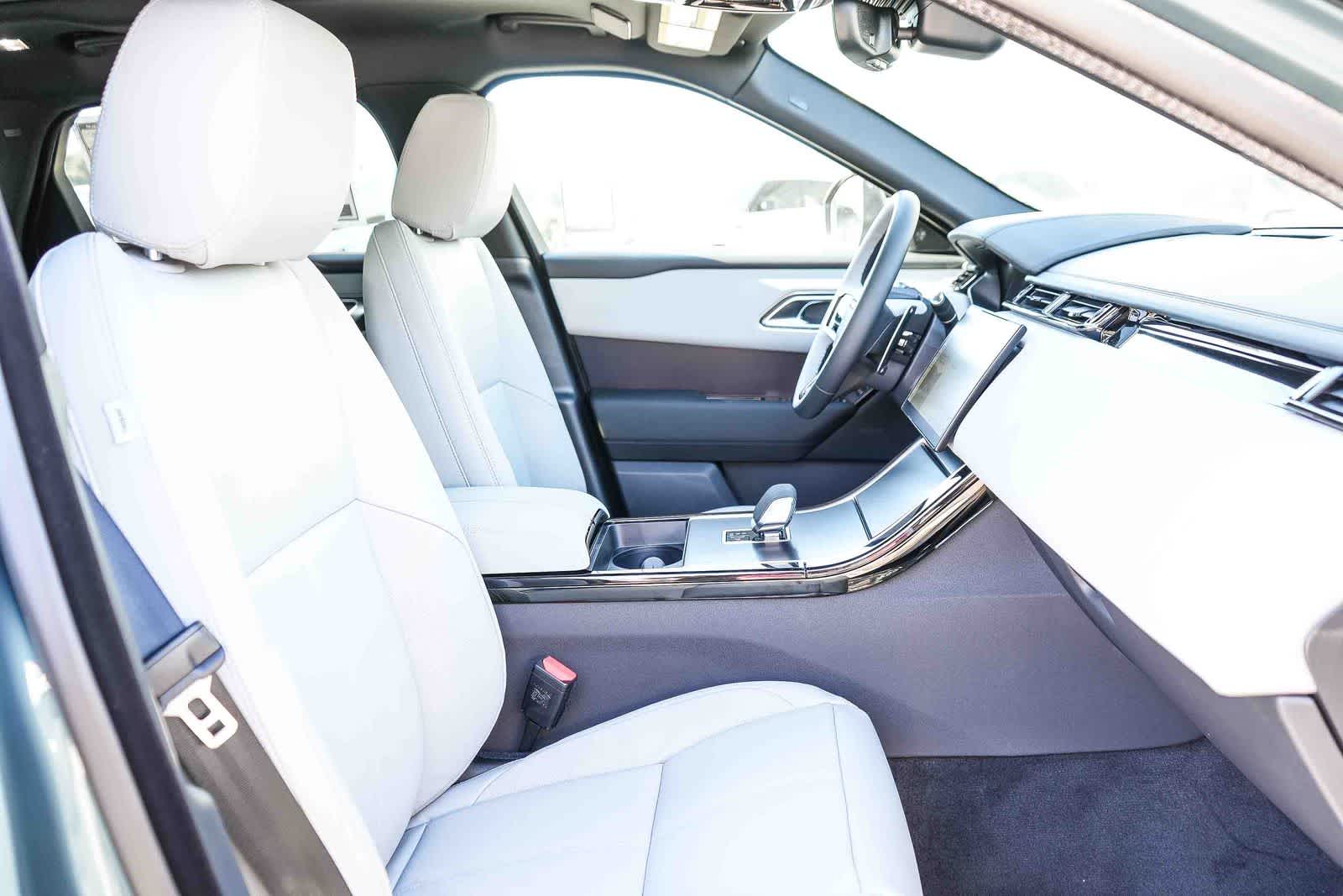 Thumbnail: 2026 Land Rover Range Rover Velar - 14