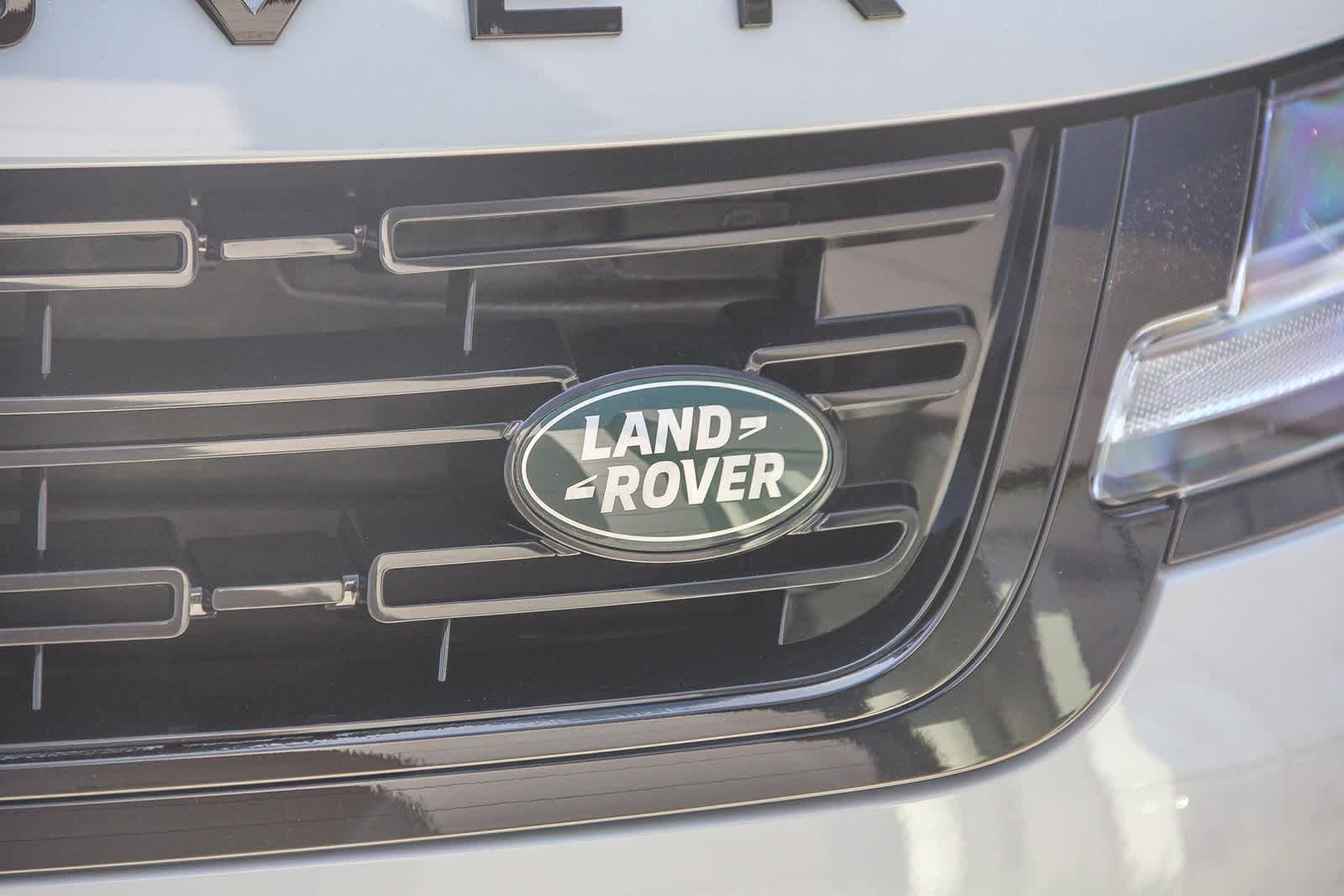 Thumbnail: 2026 Land Rover Range Rover Evoque - 11