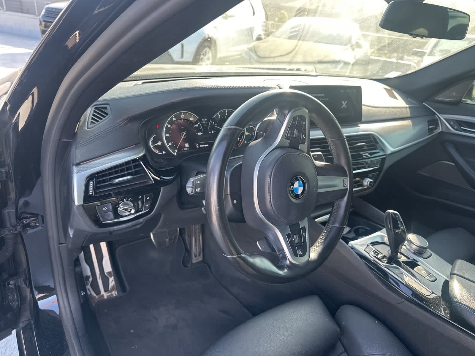 Thumbnail: 2017 BMW 5 Series - 14