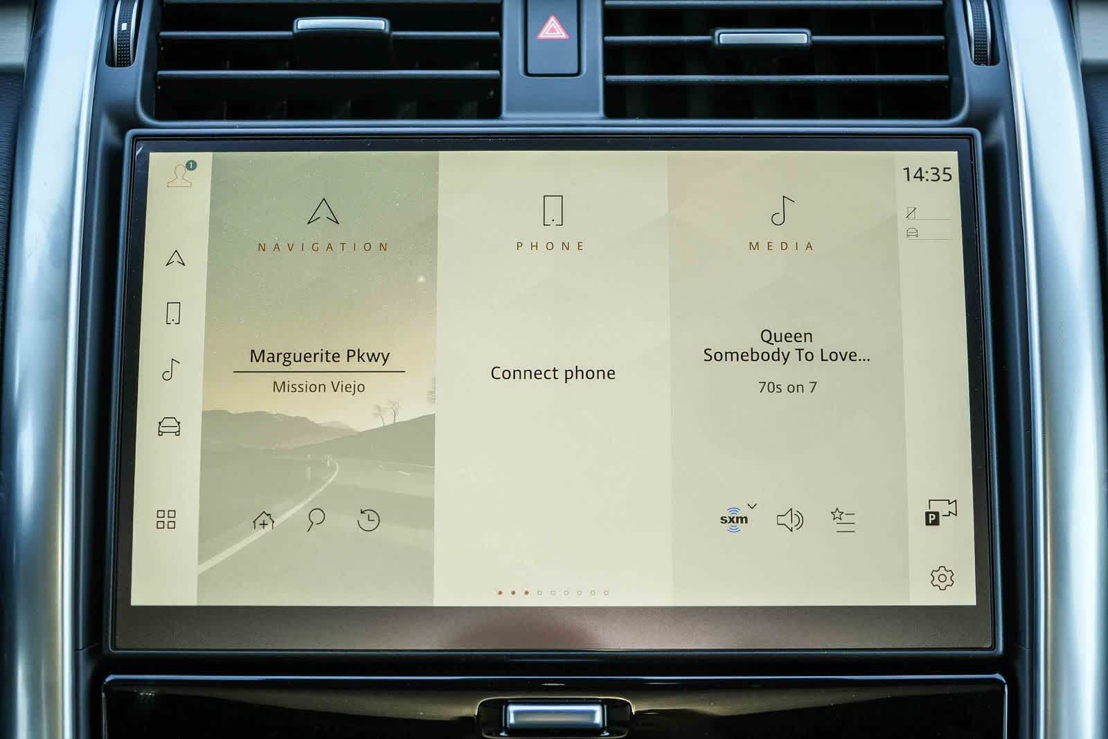 Thumbnail: 2026 Land Rover Discovery - 12