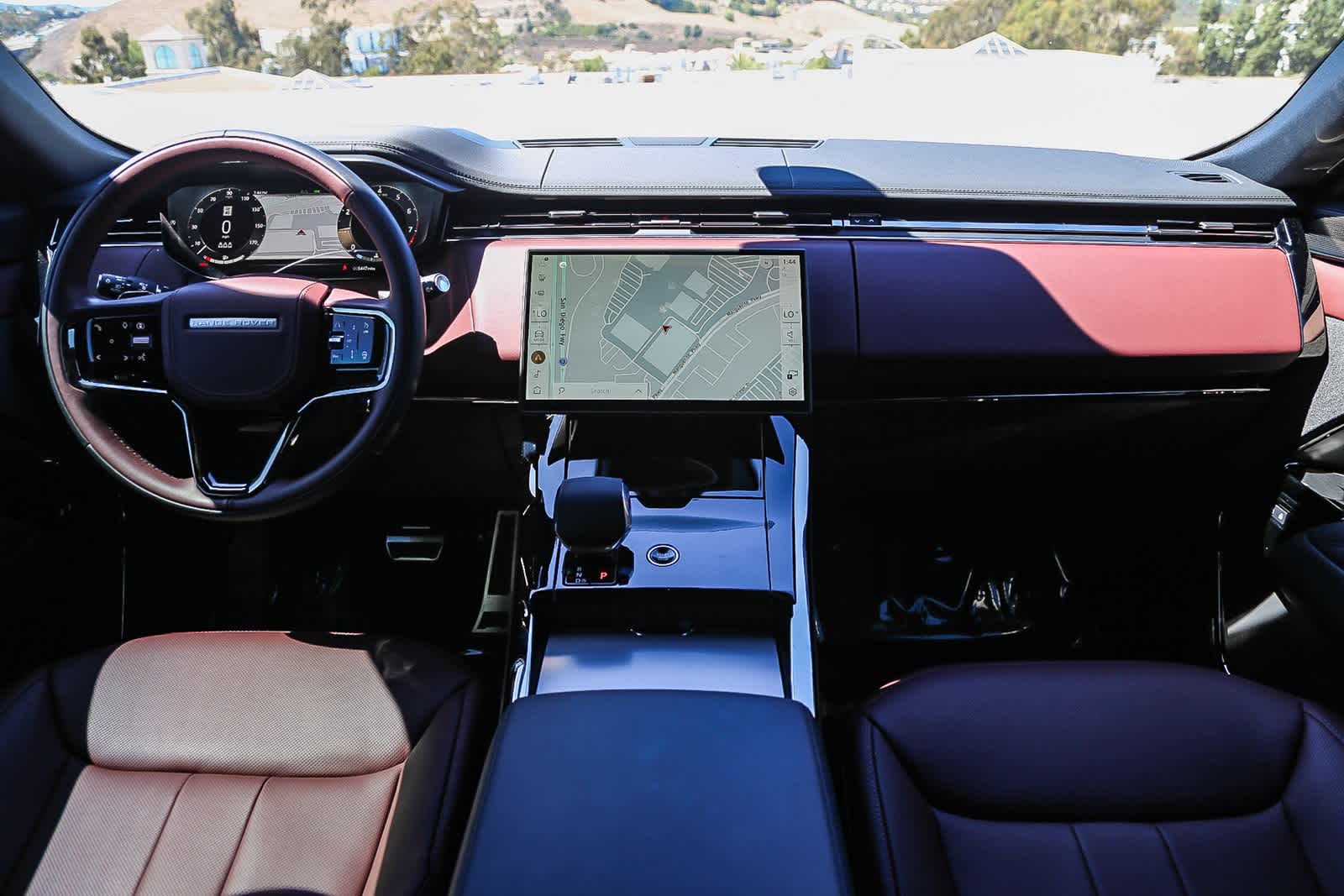 Thumbnail: 2025 Land Rover Range Rover Sport - 12