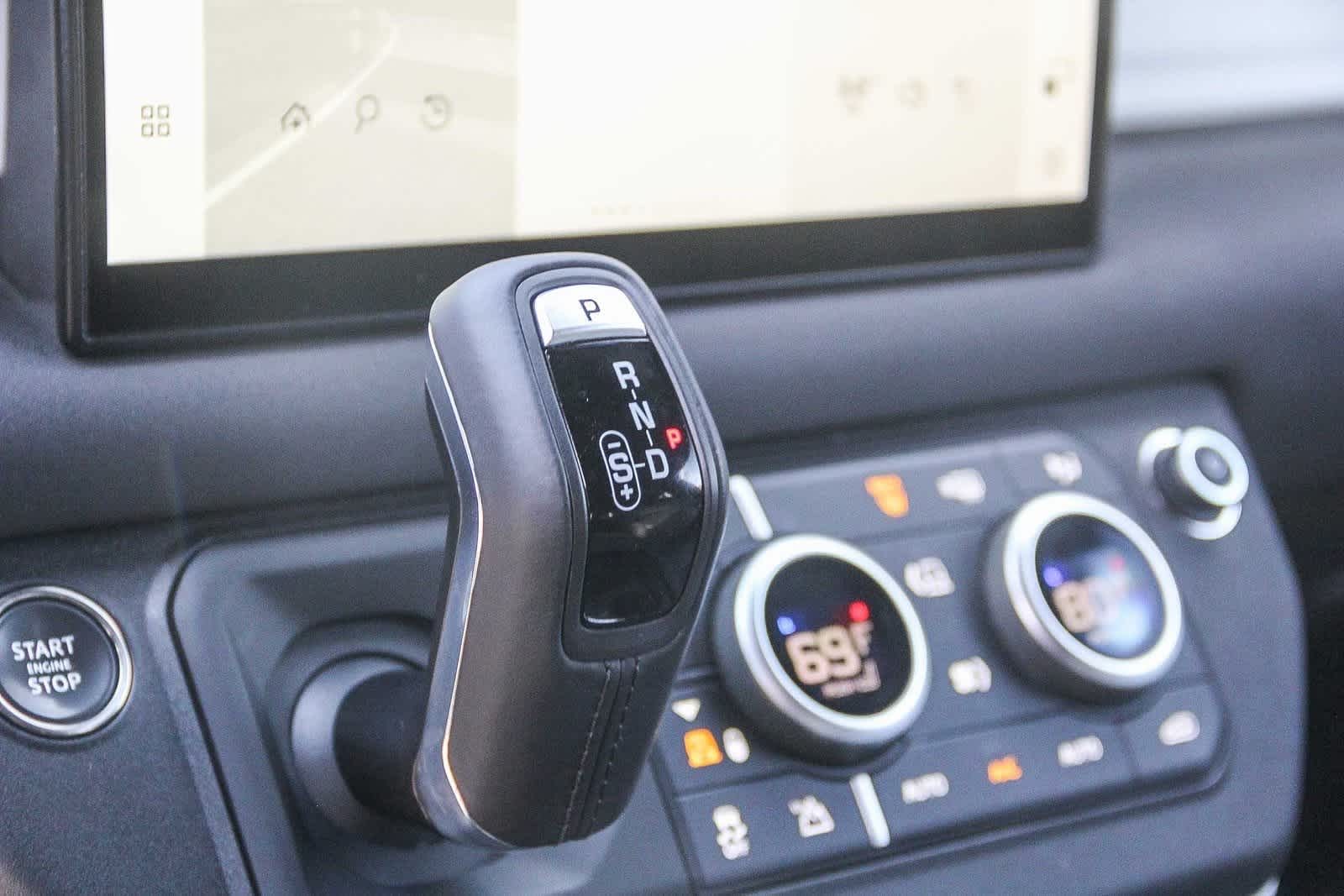 Thumbnail: 2023 Land Rover Defender - 20