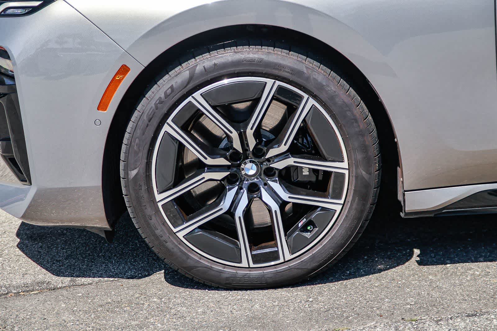 Thumbnail: 2024 BMW 7 Series - 9