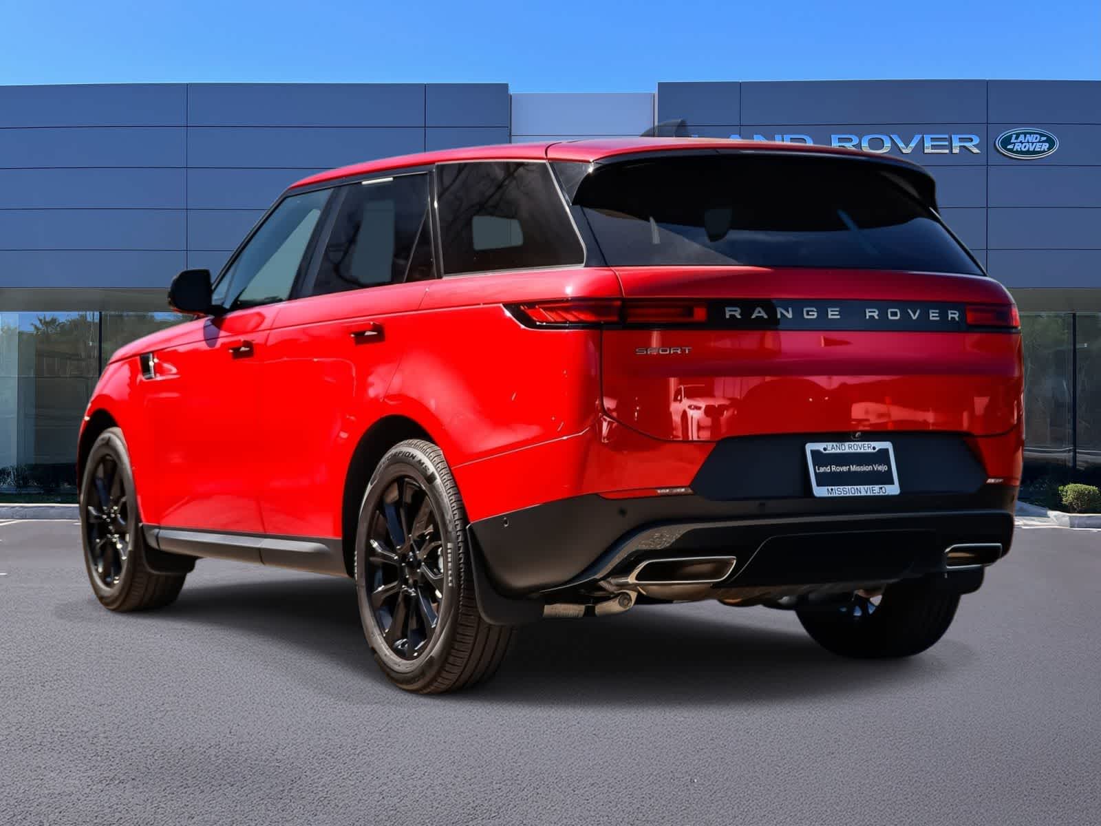 Thumbnail: 2025 Land Rover Range Rover Sport - 6